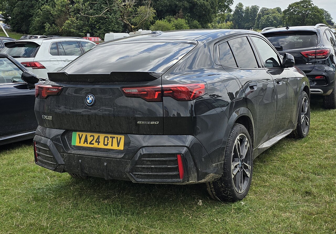 BMW iX2