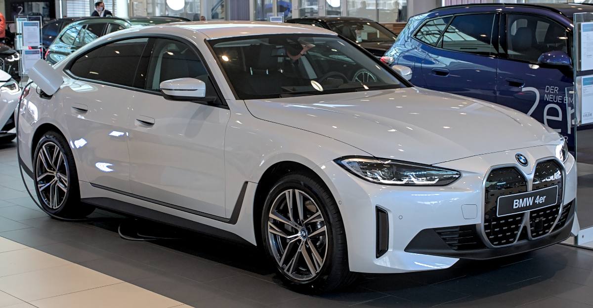 BMW i4