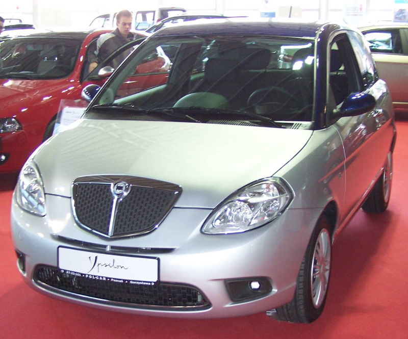 Lancia Ypsilon